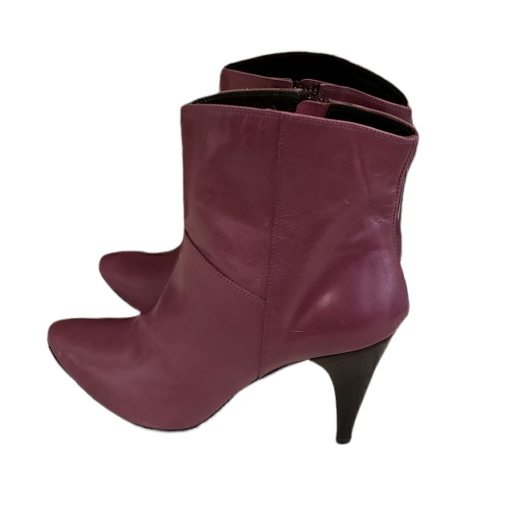 Momenti Booties - Picture 3 of 14